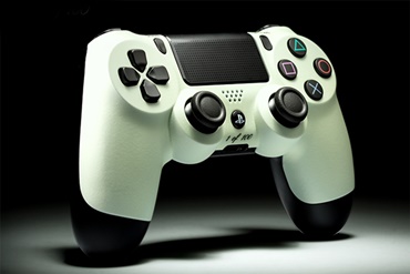 Sony DualShock 4 Glow