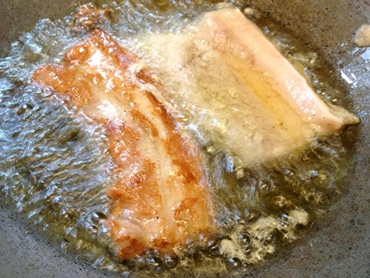 หมูทอดน้ำปลา